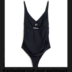 The Frolic Maternity Black Ruched Side Swimsuit- One Piece - NWT - Size US 2